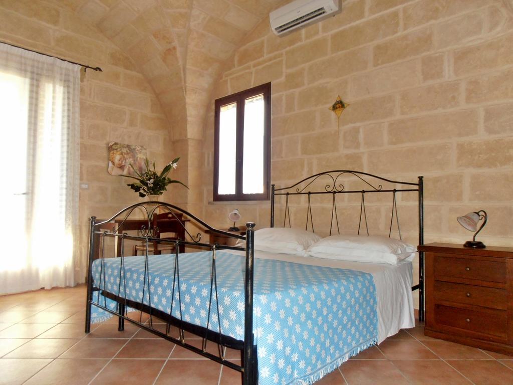 Il Corallo del Salento Vignacastrisi Camera foto